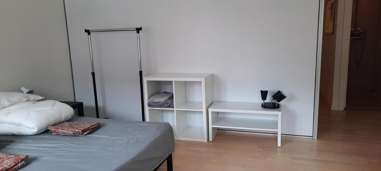 Private Room In A Shared Apartment Odense Eksteriør bilde