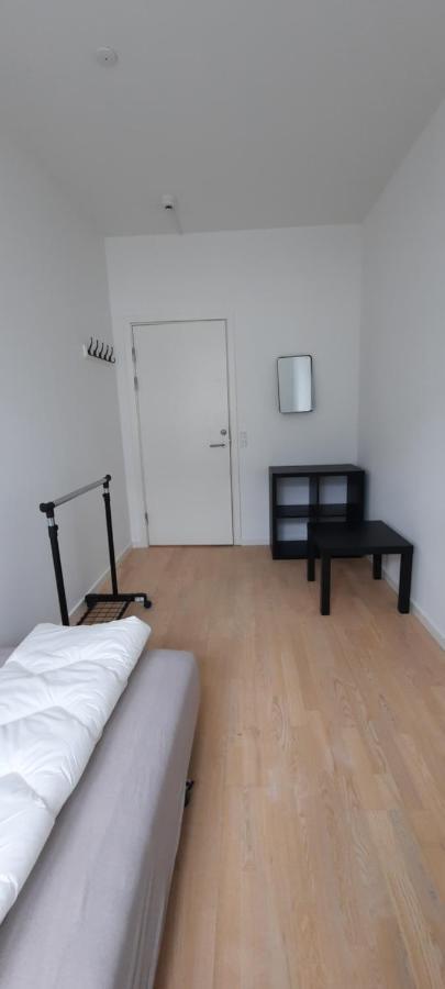 Private Room In A Shared Apartment Odense Eksteriør bilde